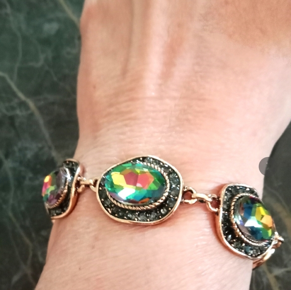 Gorgeous Colourful Zircon Bracelet 🔥💥 - Picture 7 of 8